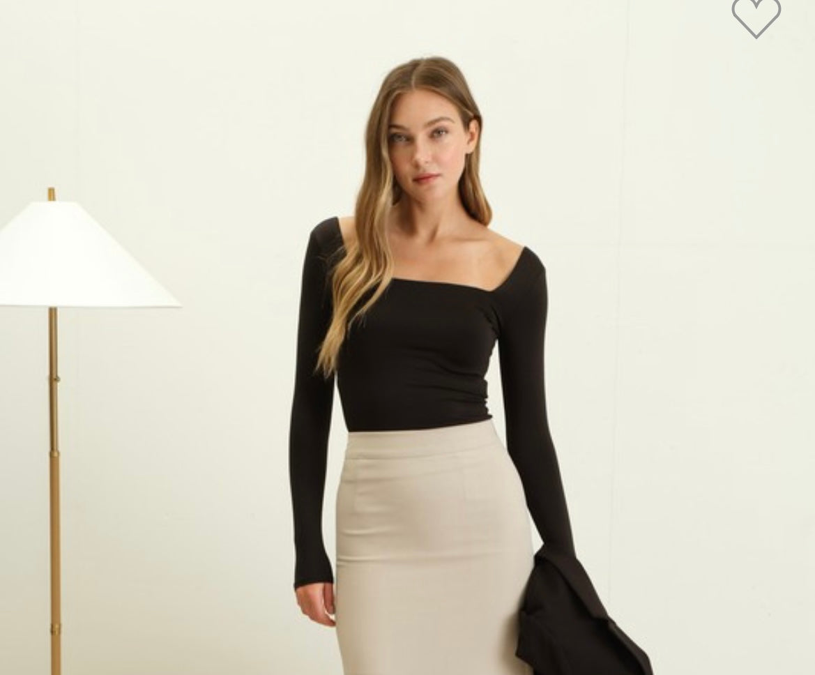 Just The Girls Black Sleeve Top